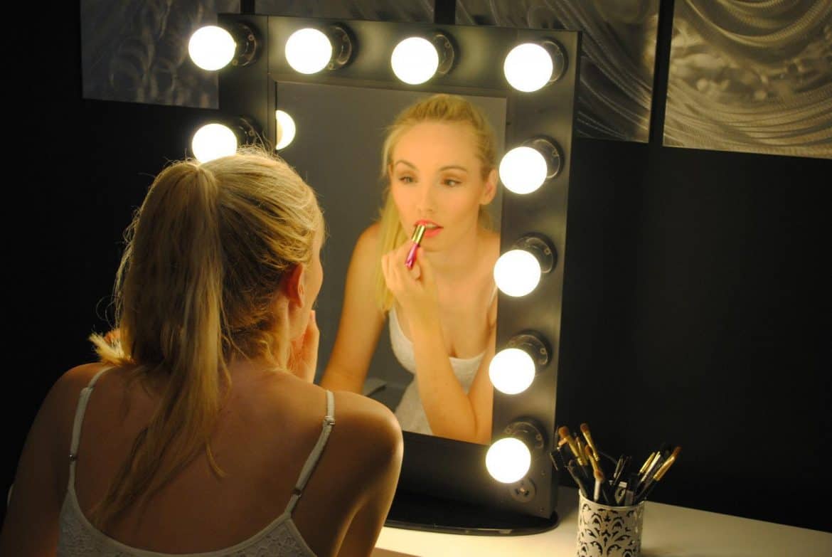 Ideas For Making Your Own Vanity Mirror With Lights Diy Or Ideas For Making Your Own Lighted Vanity Mirror Unit