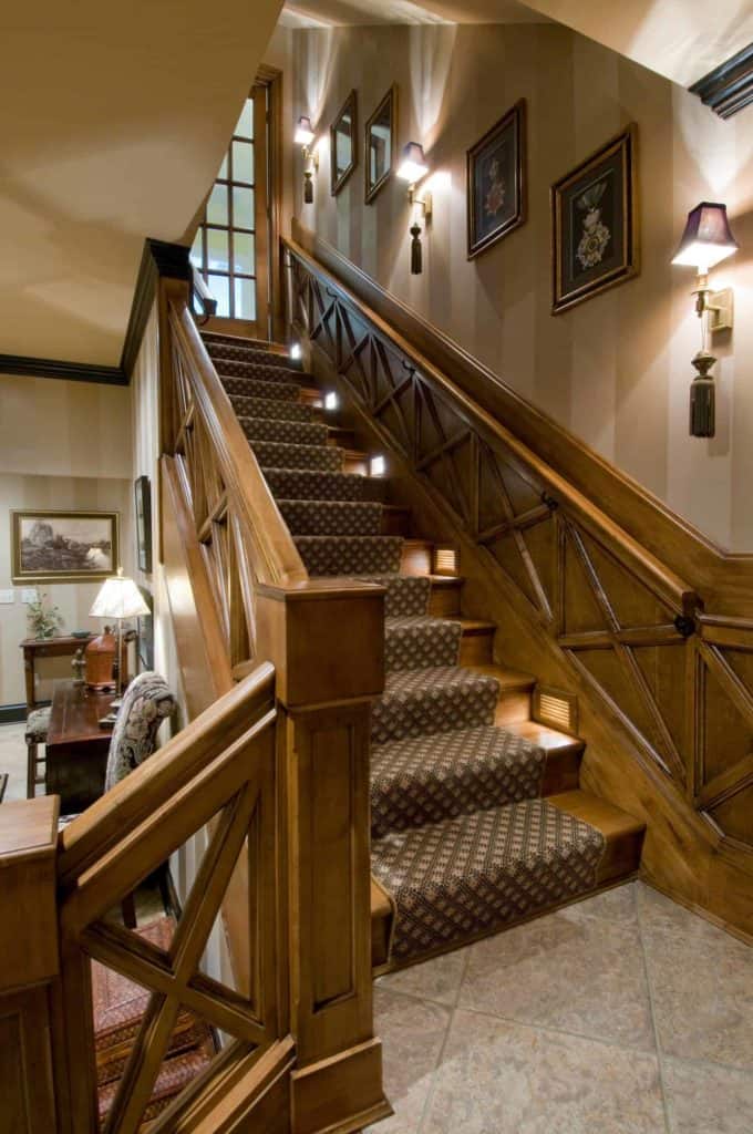 stairway wainscoting ideas