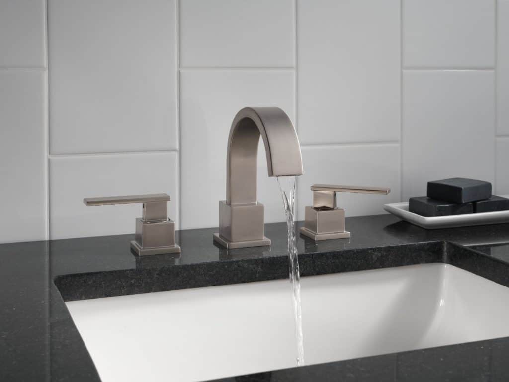 Delta 3553LF-SS Vero Two Handle Widespread Lavatory Faucet