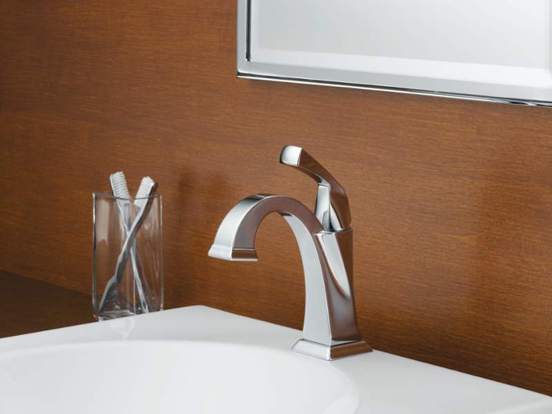 Delta 551-DST Dryden Single Handle Centerset Lavatory Faucet, Chrome