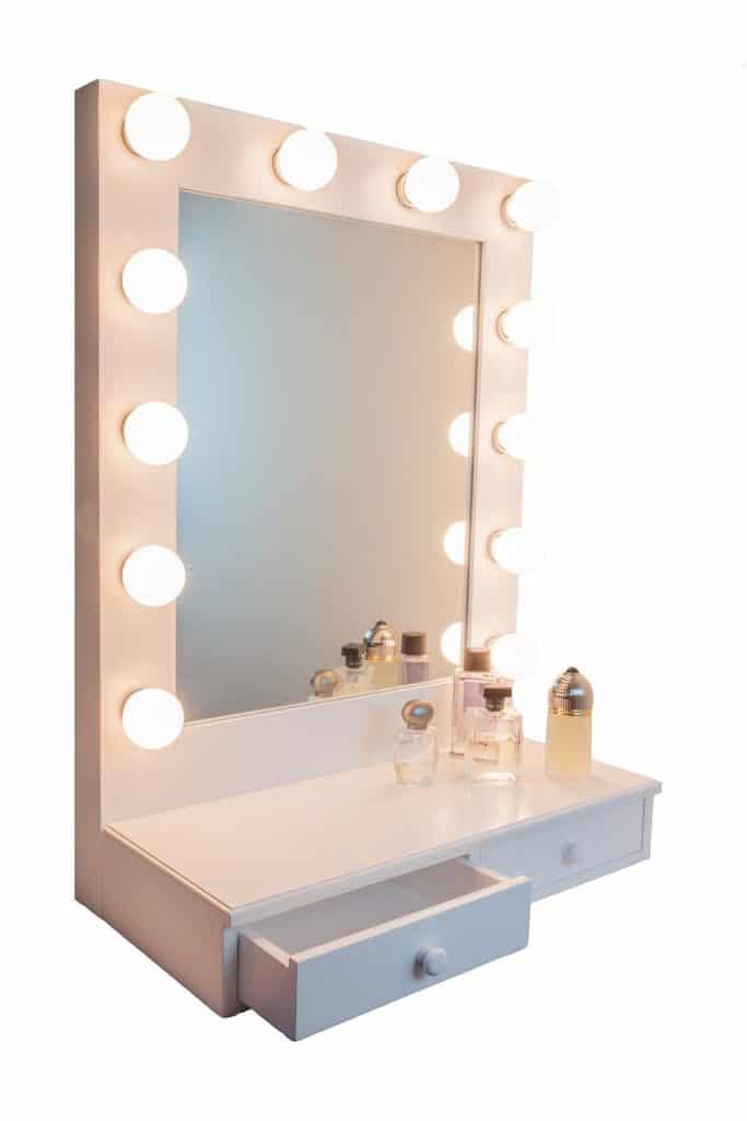 Own Vanity Mirror With Lights, How To Build A Hollywood Vanity Mirror