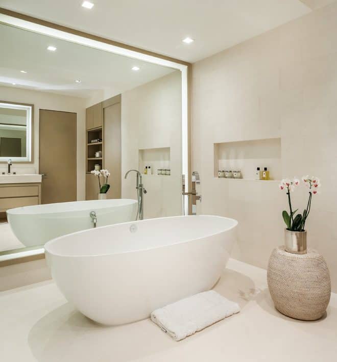 32 Stylish Bathroom Mirror Ideas 2021, Large Bathroom Mirror Design Ideas