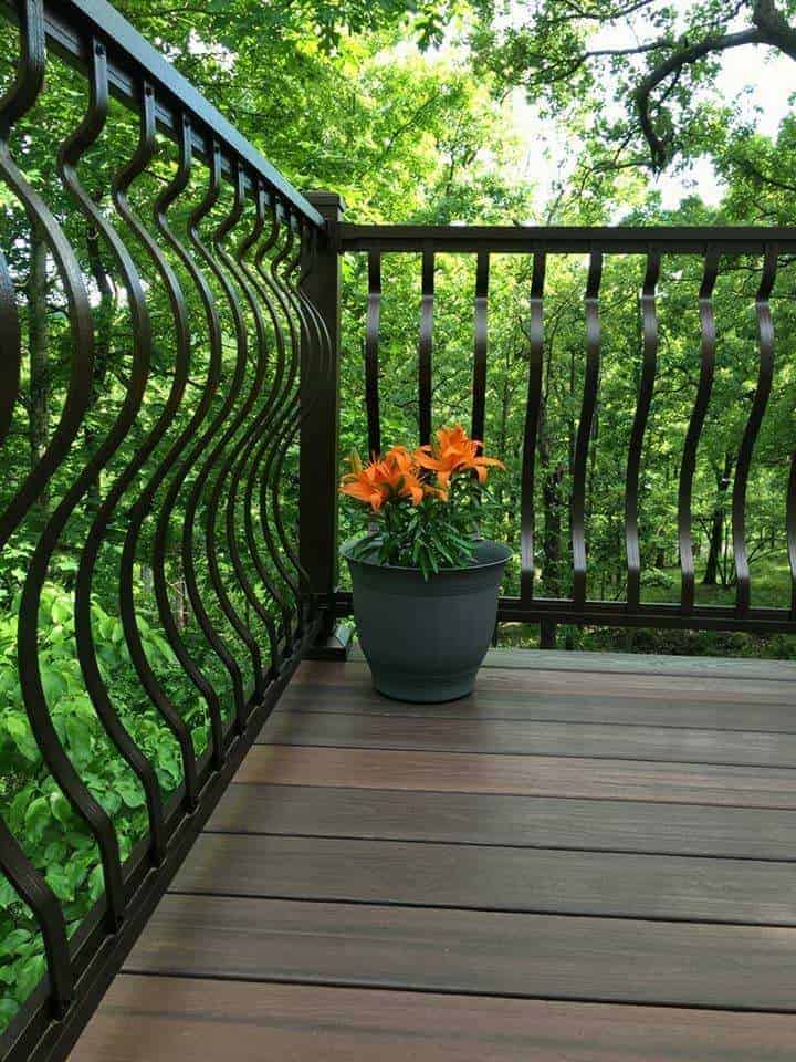 Wavy Metal Railing Design