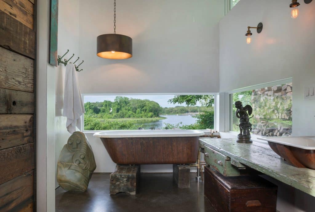 zen bathroom idea in Los Angeles with a vessel sink