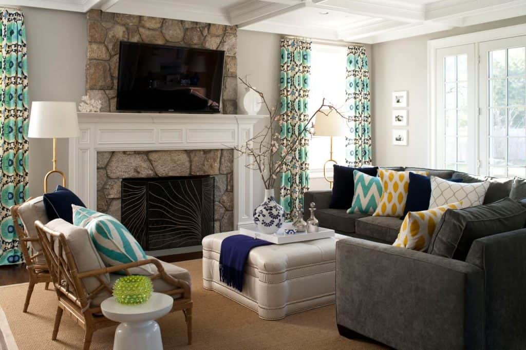 Featured image of post Cozy Living Room Ideas For Small Spaces : A small space is typically more cozy than a larger one, so have fun with it and make it your personal oasis.