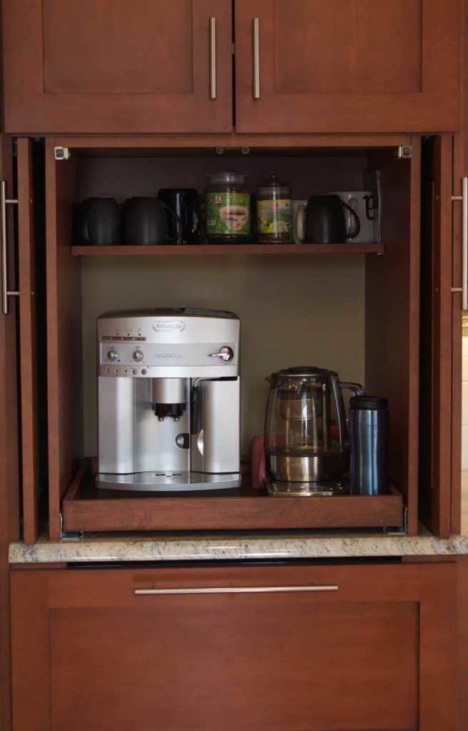 28+ Coffee Station Ideas Built Into Your Kitchen Cabinets ...