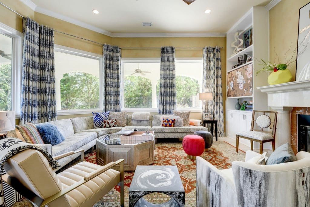 What Color Curtains Go With Yellow, Curtains For Yellow Living Room