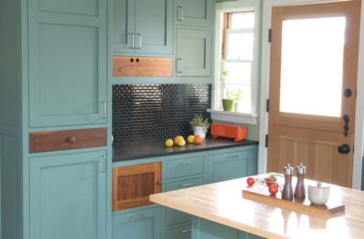 Is It Worth It to Reface Kitchen Cabinets