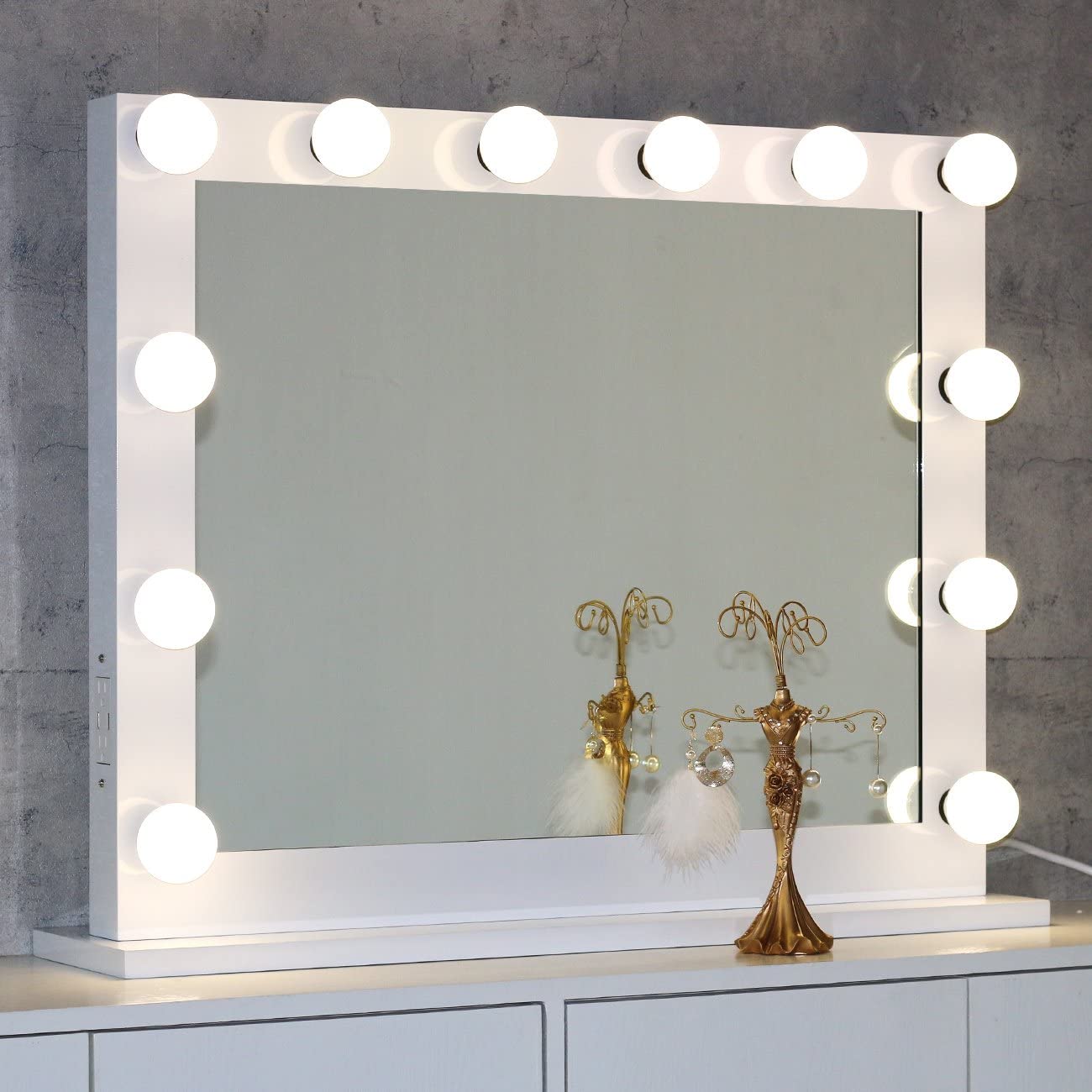 Top 7 Best Light Up Vanity Mirrors 2020 Review Top 7 Best Light Up Vanity Mirrors 2020 Review