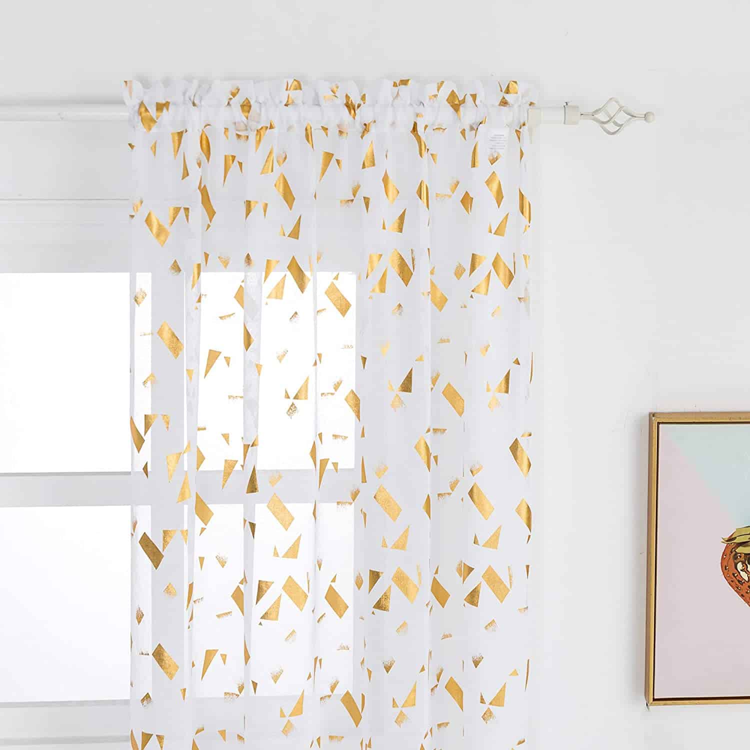 What Are Sheer Curtains? [ANSWERED] Decor Snob