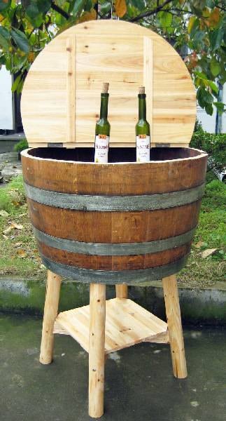 Oak wine barrel cooler with lid,