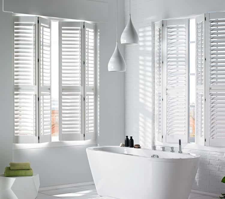 Plantation Shutters In A Bathroom, Can You Put Shutters In A Bathroom