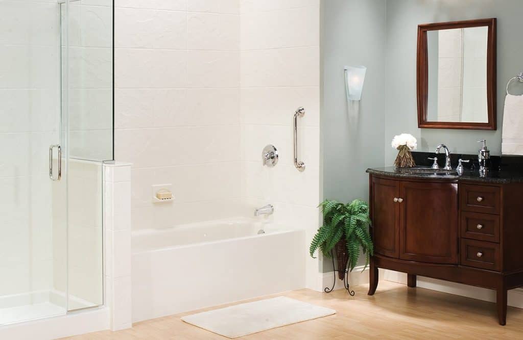 bathtub surround with grab bars