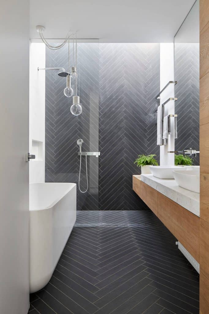 black bathroom idea
