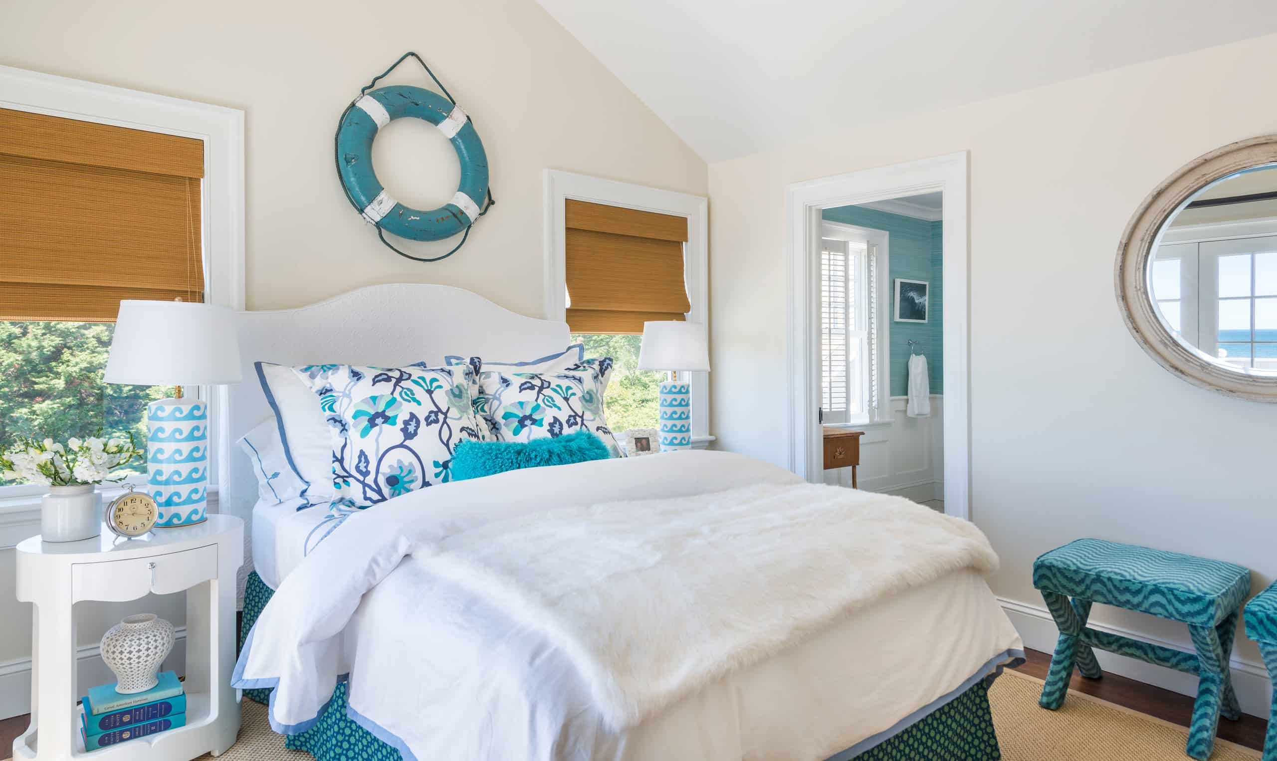Coastal Decor Ideas for Nautical Themed Decorating PHOTOS Coastal Decor Ideas for Nautical Themed Decorating PHOTOS