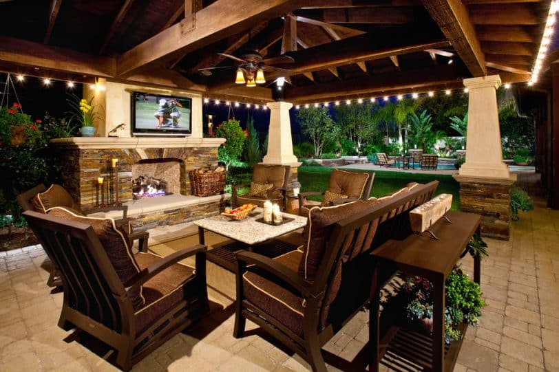 featured outdoor tv image