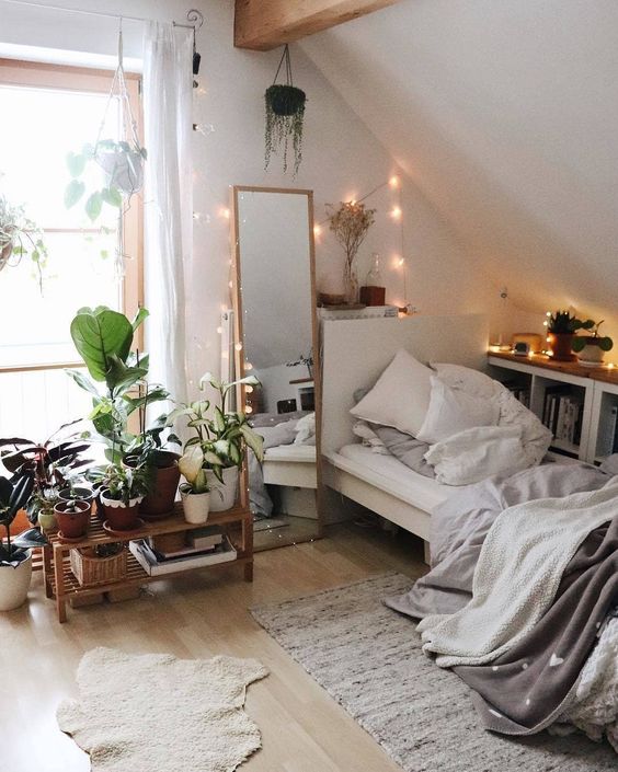 Bedroom with full-length mirror 20+ Aesthetic Bedrooms