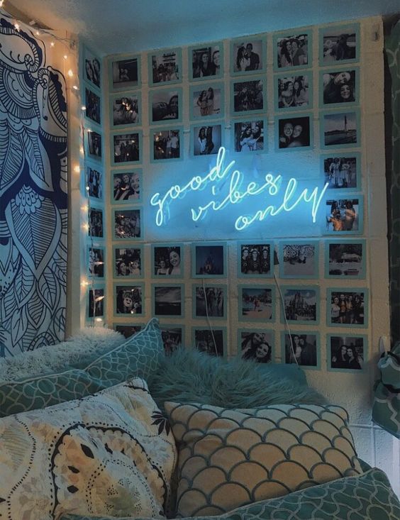 glowing in your favorite color 20+ Aesthetic Bedrooms