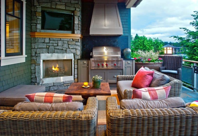 Outdoor Television in Outdoor Kitchen