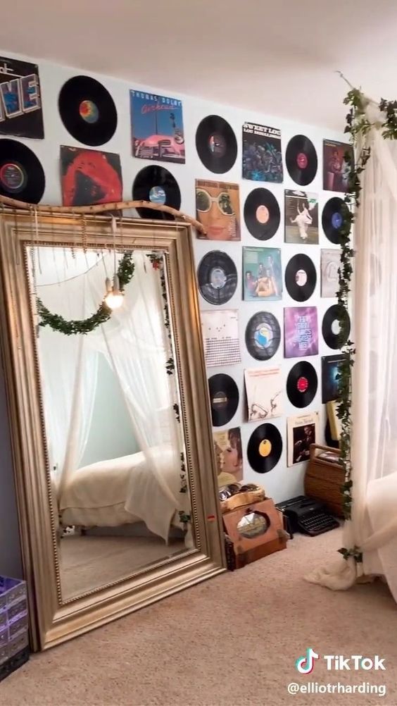 Bedroom with striking record album gallery 20+ Aesthetic Bedrooms