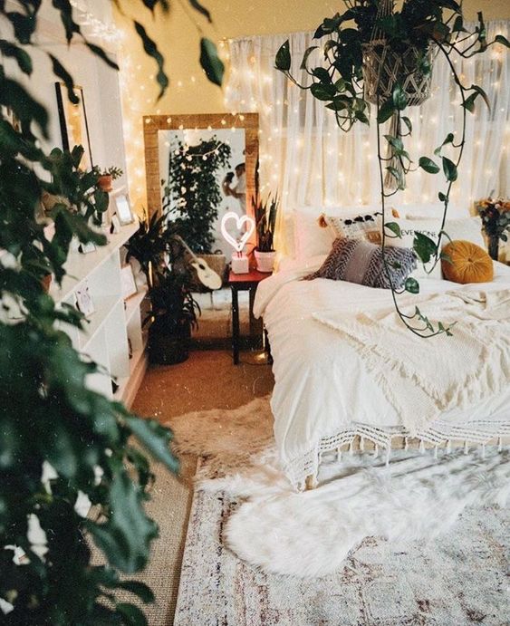 Bedroom with textures and shapes 20+ Aesthetic Bedrooms